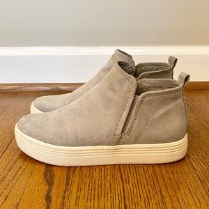 Dolce Vita Tate Suede Pull-on Sneaker
